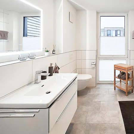 Beltblick 4 - Moderne Direkt Am Mit Sauna Und Meerblick! Daire Fehmarn